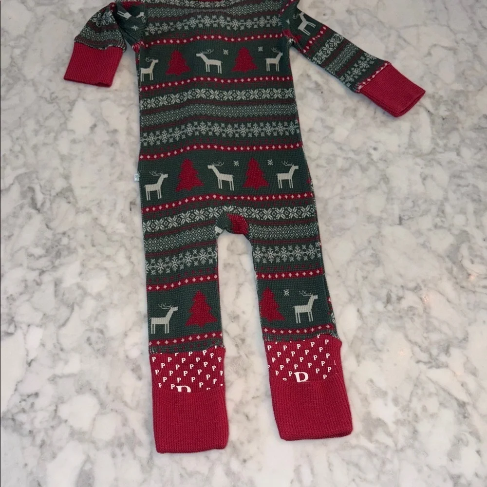 NWT Posh Peanut Red and Green Holiday Convertible Footie